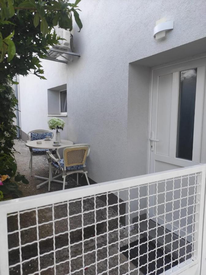Studio Apartment Petrov Šibenik Exterior foto